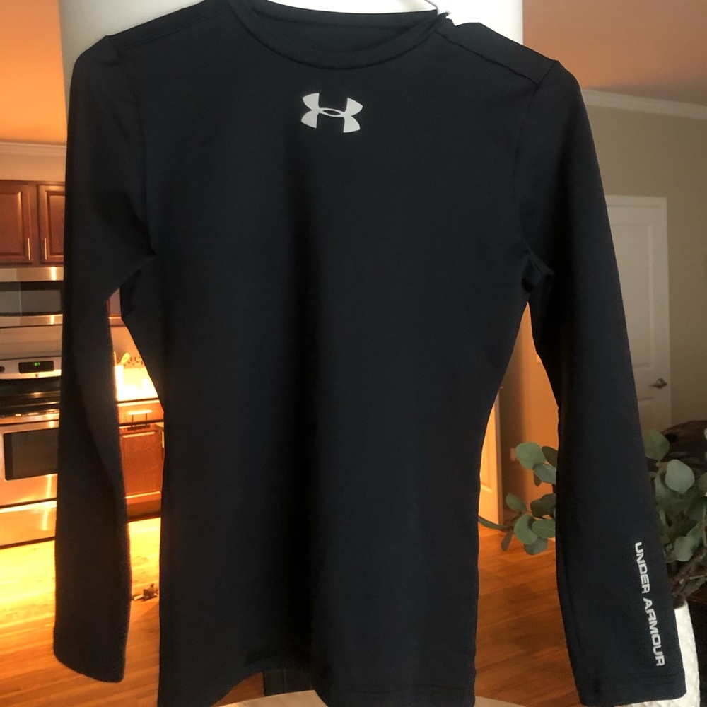 Boys Under Armour Dri-fit Top